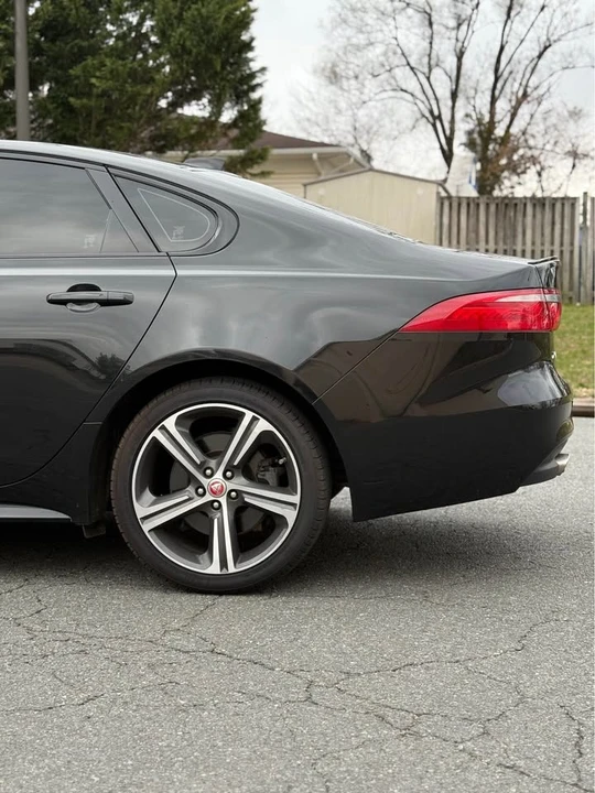 2018 Jaguar X260 XF - Image 7 of 17