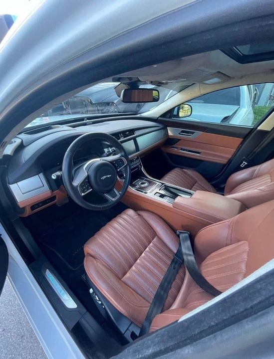 2018 Jaguar X260 XF - Image 6 of 9