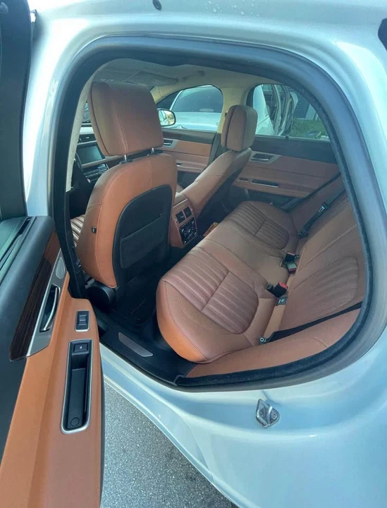 2018 Jaguar X260 XF - Image 7 of 9
