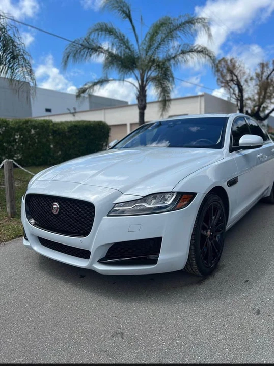 2018 Jaguar X260 XF - Image 3 of 9