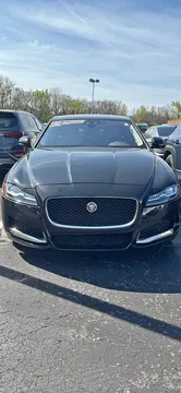2018 Jaguar XF 30t Prestige