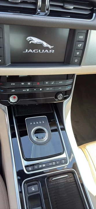 2018 Jaguar X260 XF - Image 4 of 6