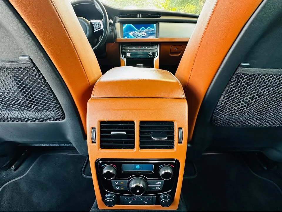 2018 Jaguar X260 XF - Image 12 of 20