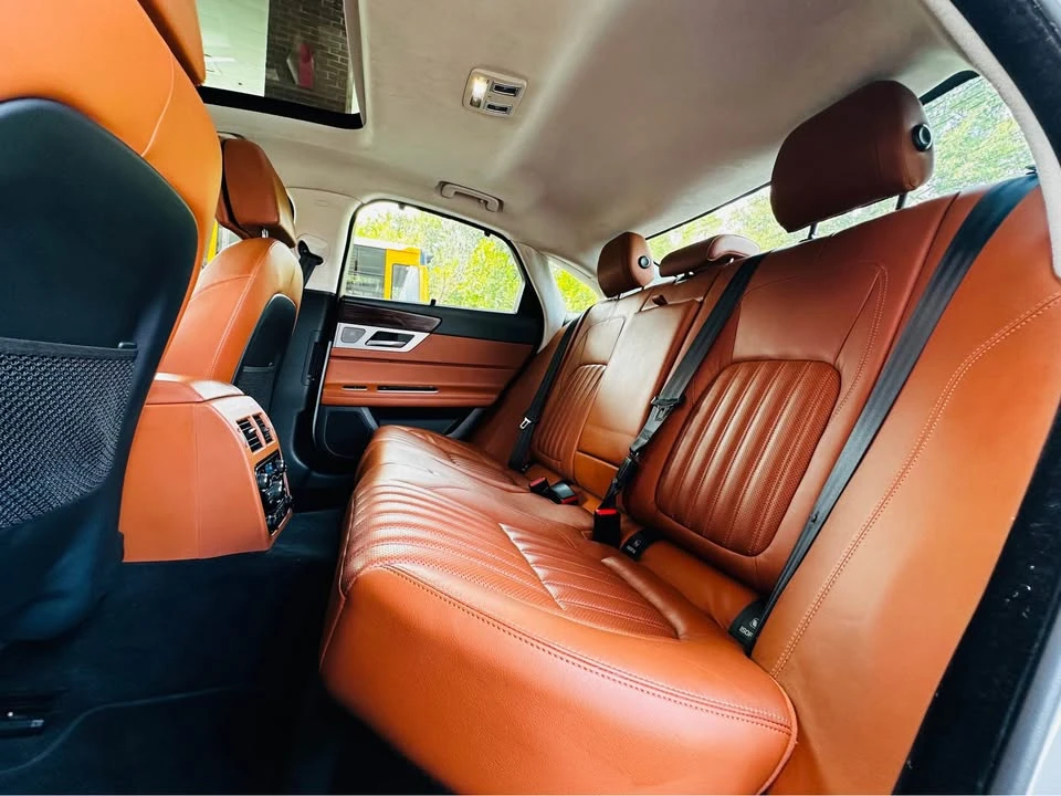 2018 Jaguar X260 XF - Image 11 of 20