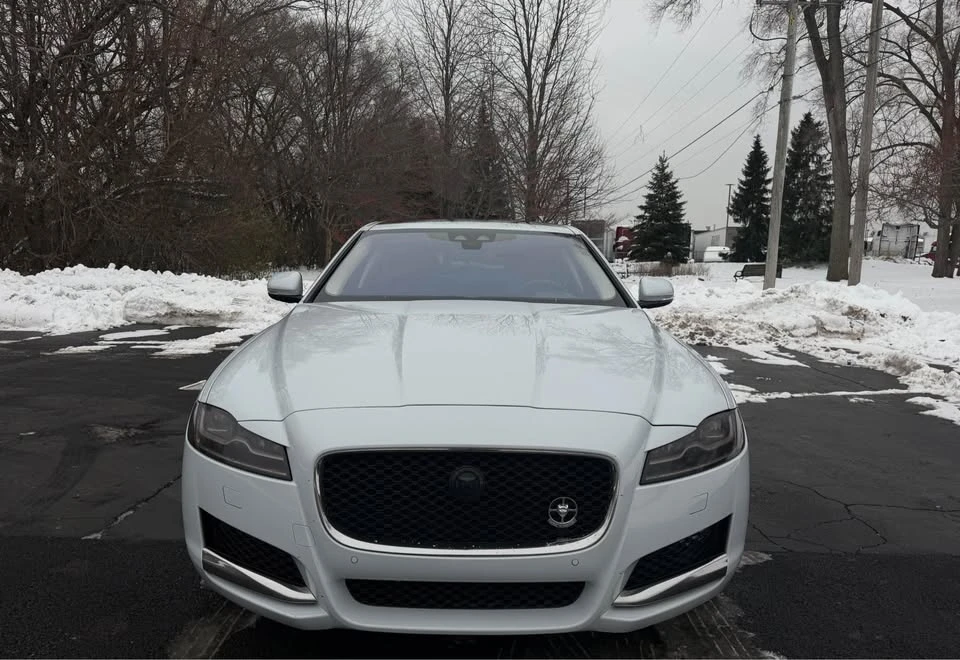 2018 Jaguar X260 XF - Image 2 of 19