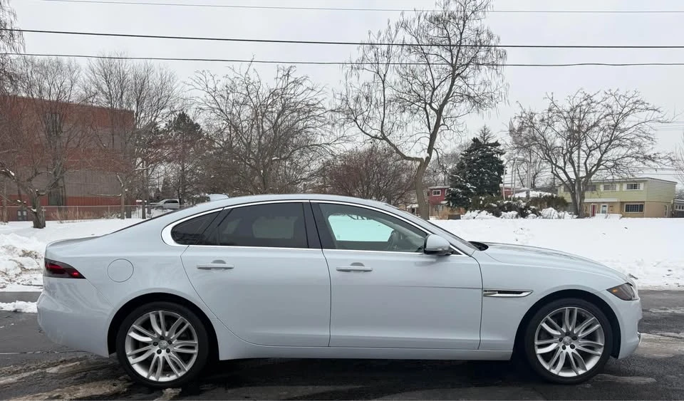 2018 Jaguar X260 XF - Image 8 of 19