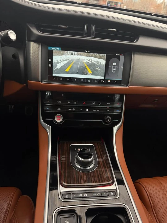 2018 Jaguar X260 XF - Image 10 of 19