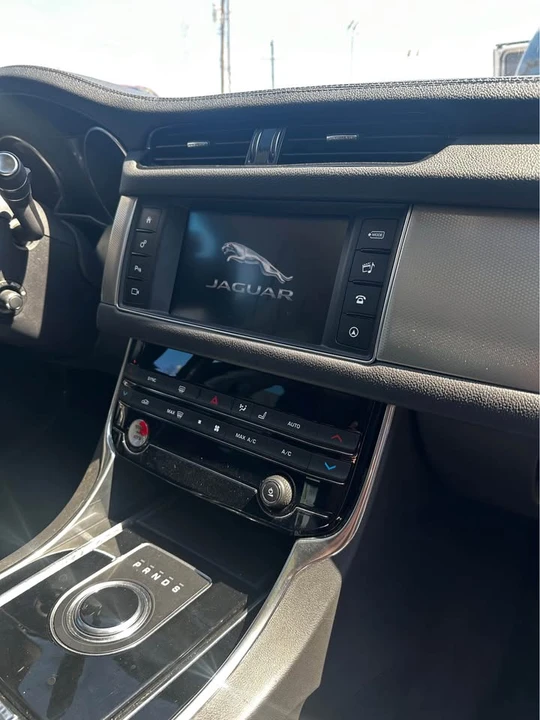 2018 Jaguar X260 XF - Image 4 of 7