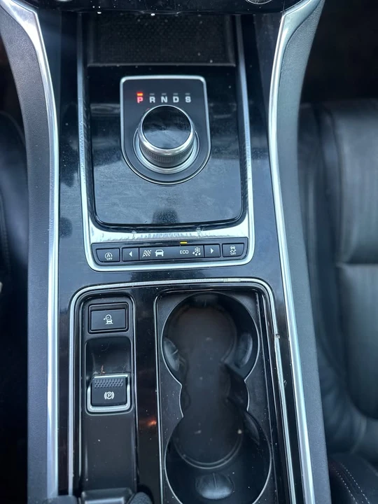 2018 Jaguar X260 XF - Image 5 of 10