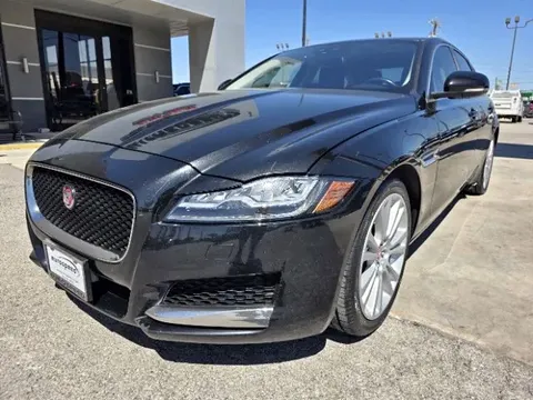 2018 Jaguar XF 35t Prestige
