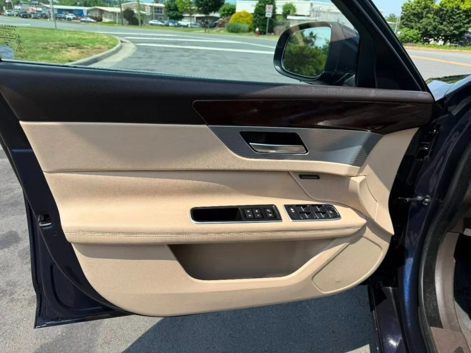 2018 Jaguar X260 XF - Image 18 of 20