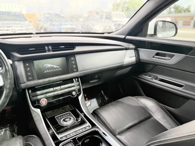 2018 Jaguar X260 XF - Image 16 of 20