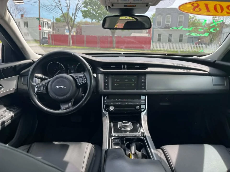 2018 Jaguar X260 XF - Image 8 of 12