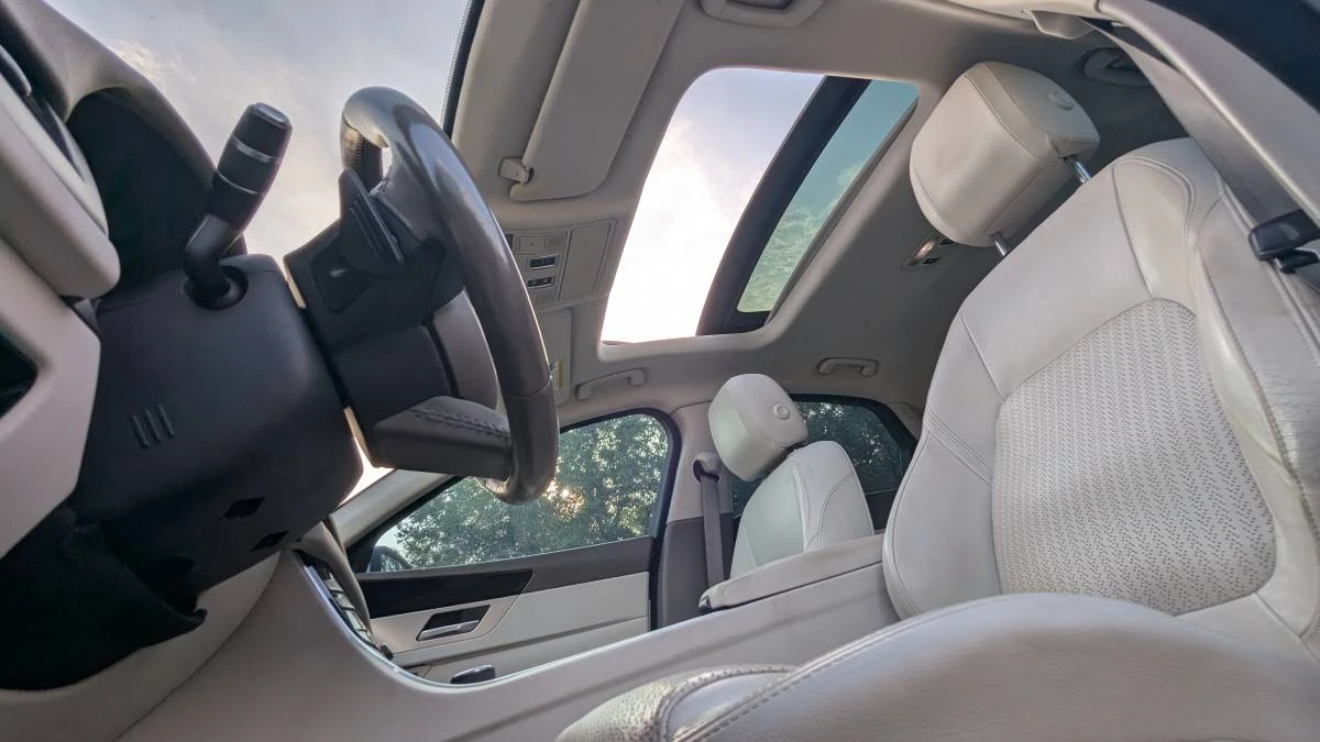 2018 Jaguar X260 XF - Image 16 of 20
