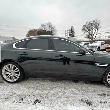 2018 Jaguar XF