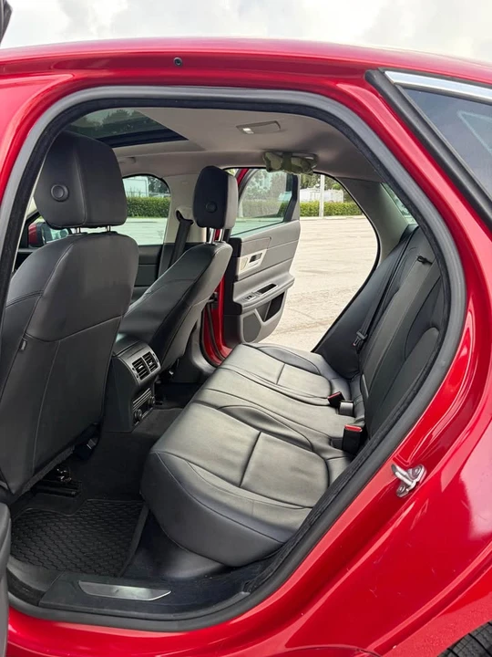 2018 Jaguar X260 XF - Image 11 of 17
