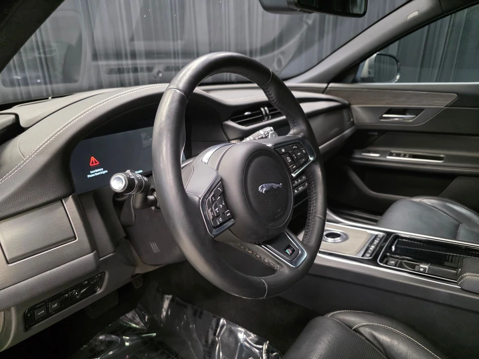 2018 Jaguar X260 XF - Image 19 of 21