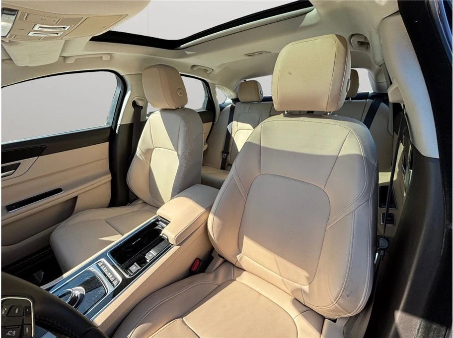 2018 Jaguar X260 XF - Image 20 of 21