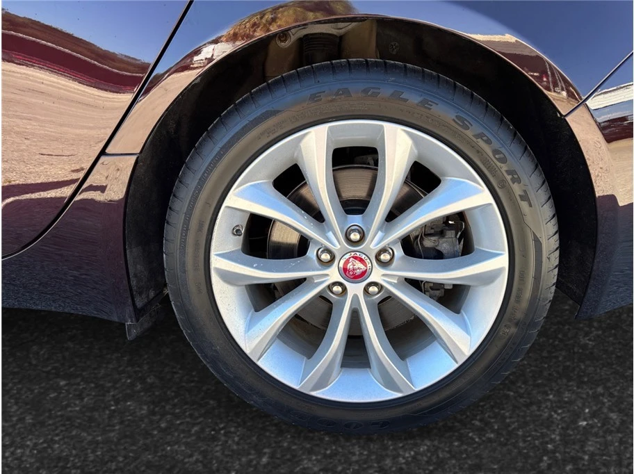 2018 Jaguar X260 XF - Image 15 of 21