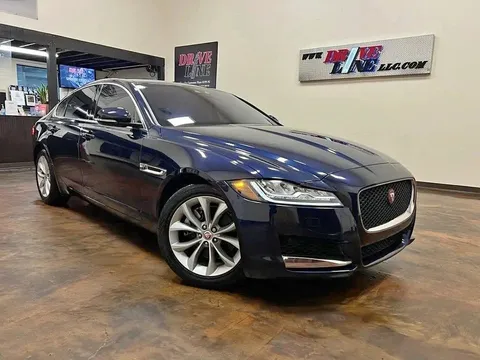 2018 Jaguar XF Sedan 25t Premium RWD
