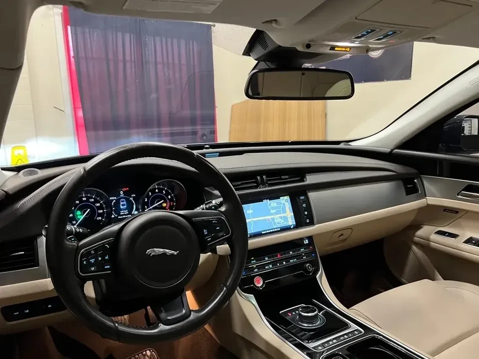 2018 Jaguar X260 XF - Image 7 of 16