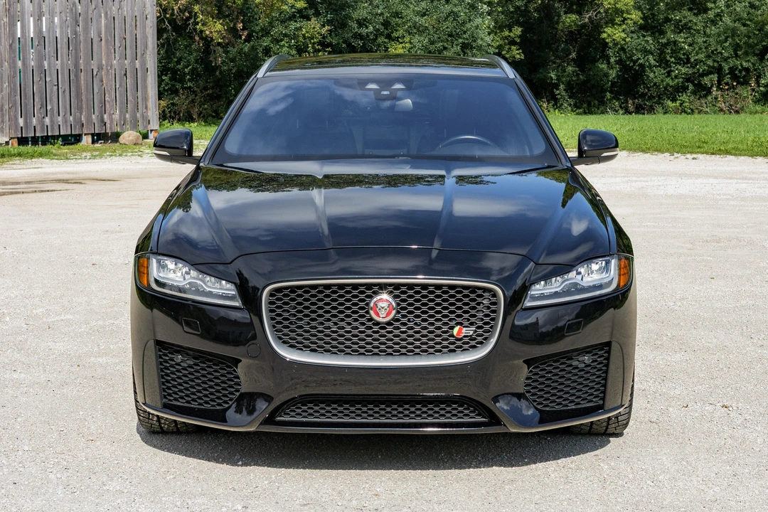 2018 Jaguar X260 XF - Image 2 of 31