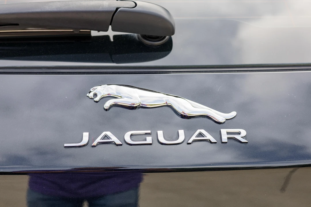 2018 Jaguar X260 XF - Image 25 of 31