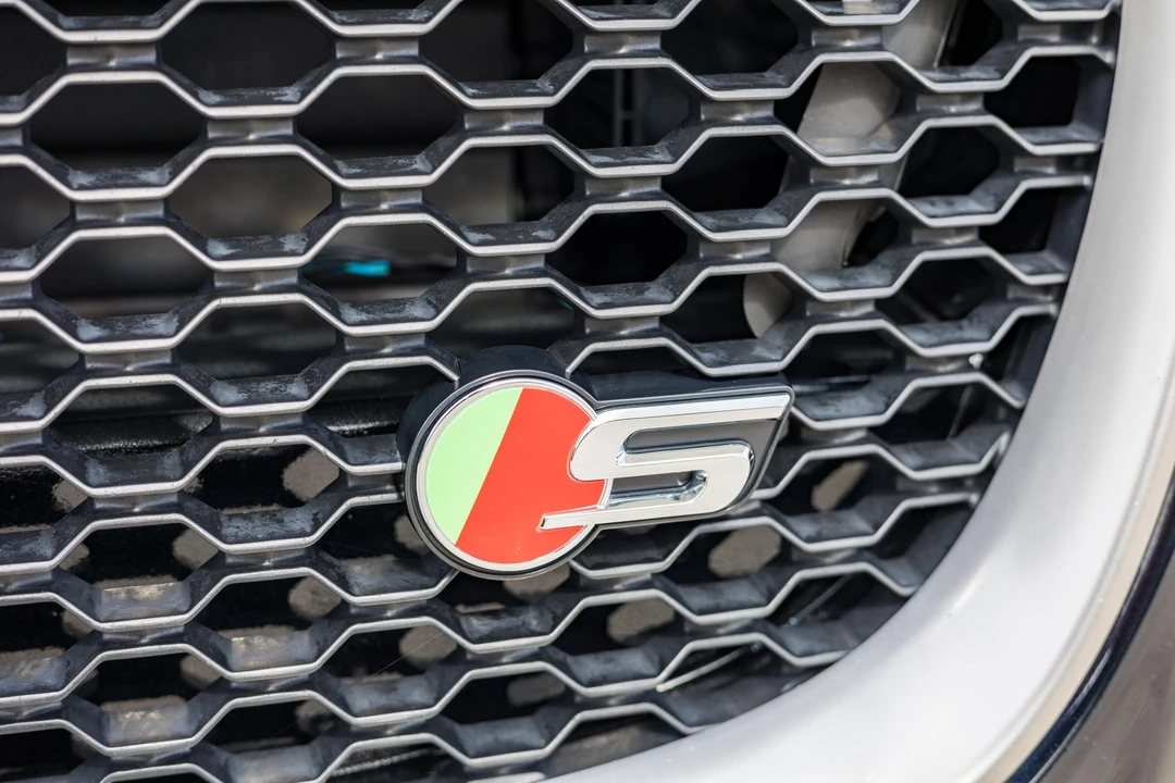 2018 Jaguar X260 XF - Image 29 of 31