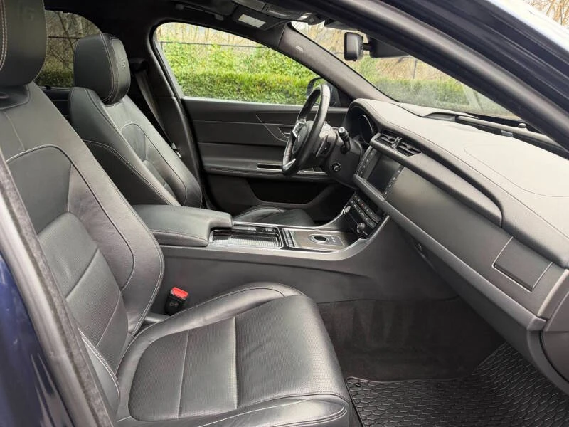 2018 Jaguar X260 XF - Image 17 of 18