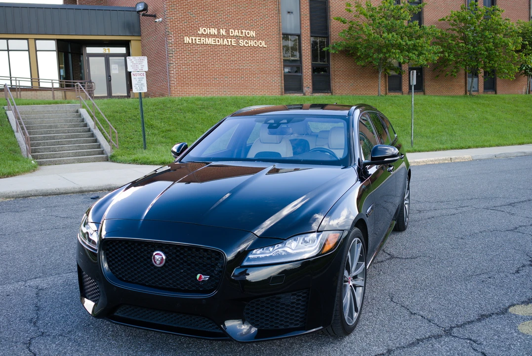2018 Jaguar X260 XF - Image 2 of 31