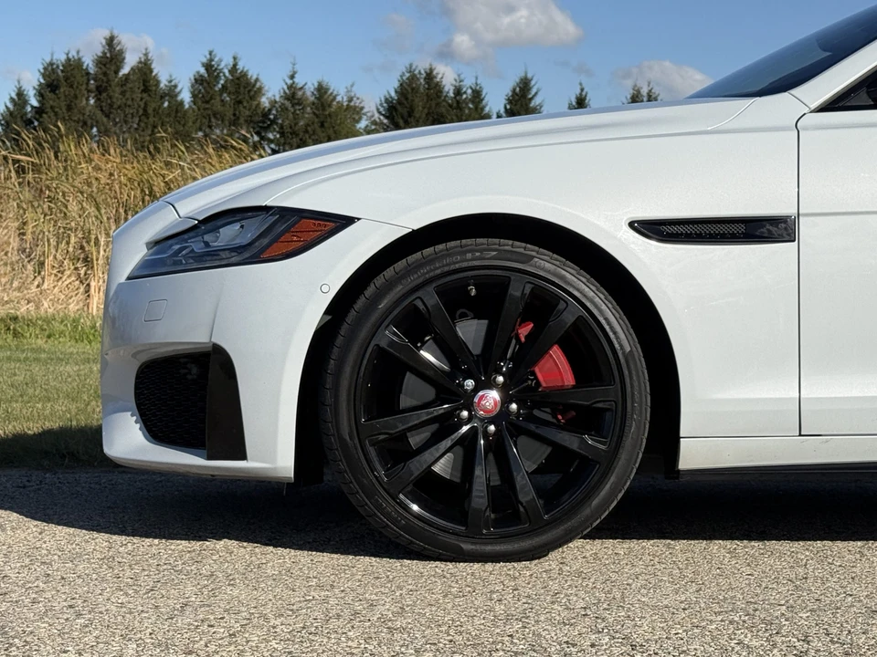 2018 Jaguar X260 XF - Image 26 of 31