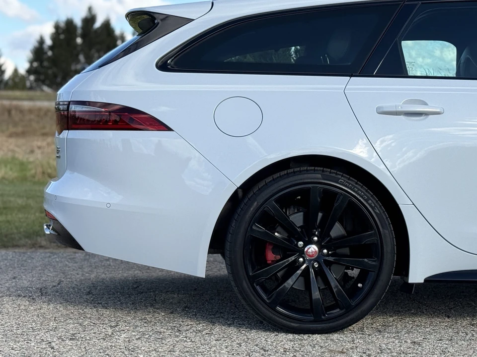 2018 Jaguar X260 XF - Image 30 of 31