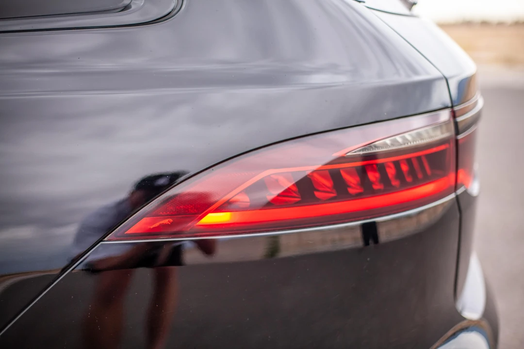 2018 Jaguar X260 XF - Image 24 of 31