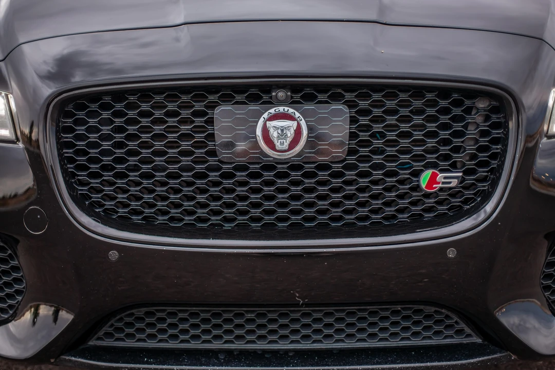 2018 Jaguar X260 XF - Image 14 of 31