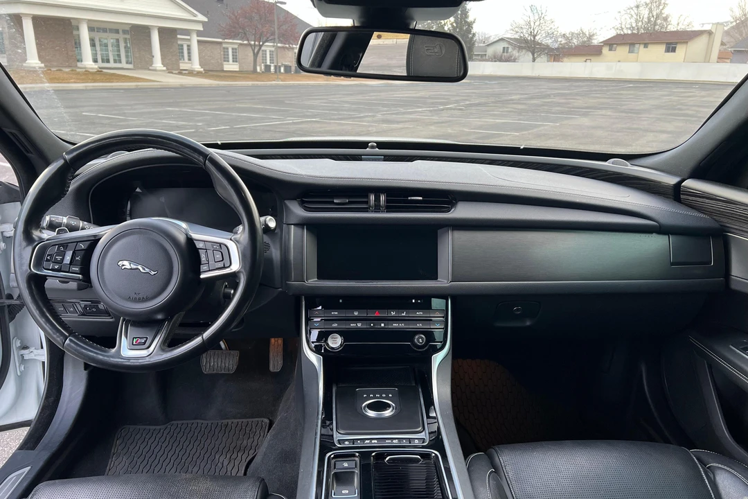 2018 Jaguar X260 XF - Image 29 of 31