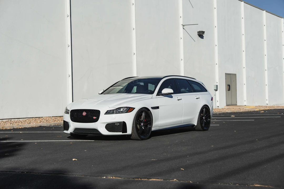 2018 Jaguar X260 XF - Image 2 of 31