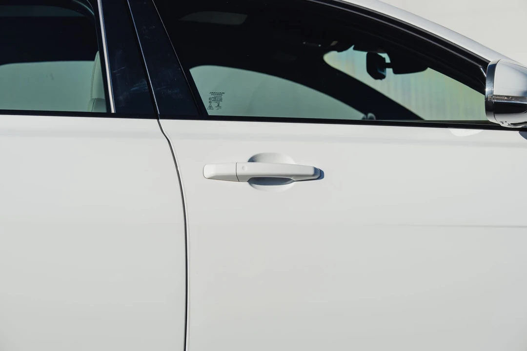 2018 Jaguar X260 XF - Image 27 of 31