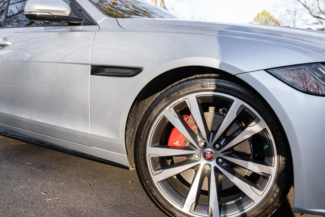 2018 Jaguar X260 XF - Image 26 of 31