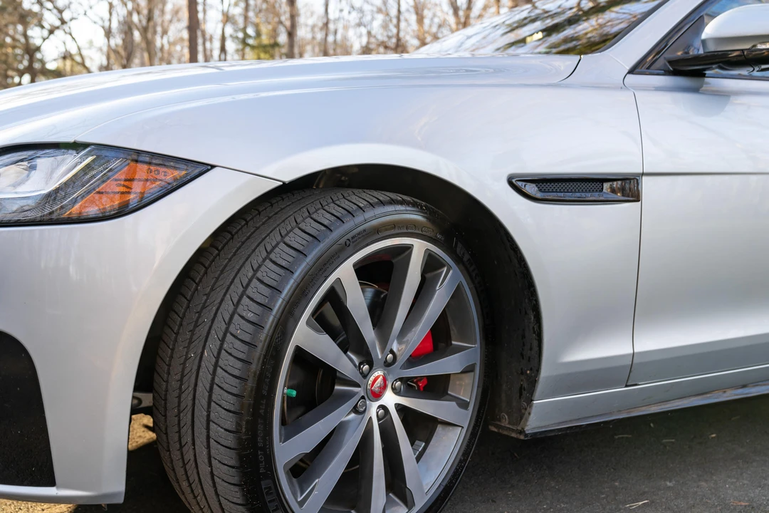 2018 Jaguar X260 XF - Image 17 of 31