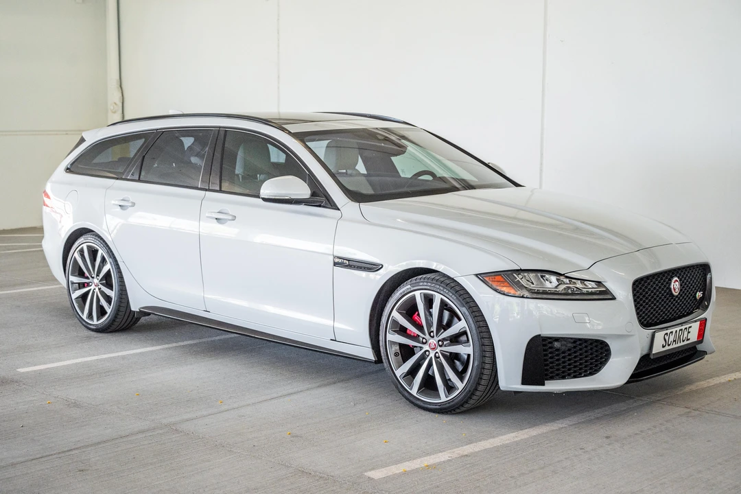 2018 Jaguar X260 XF - Image 9 of 28