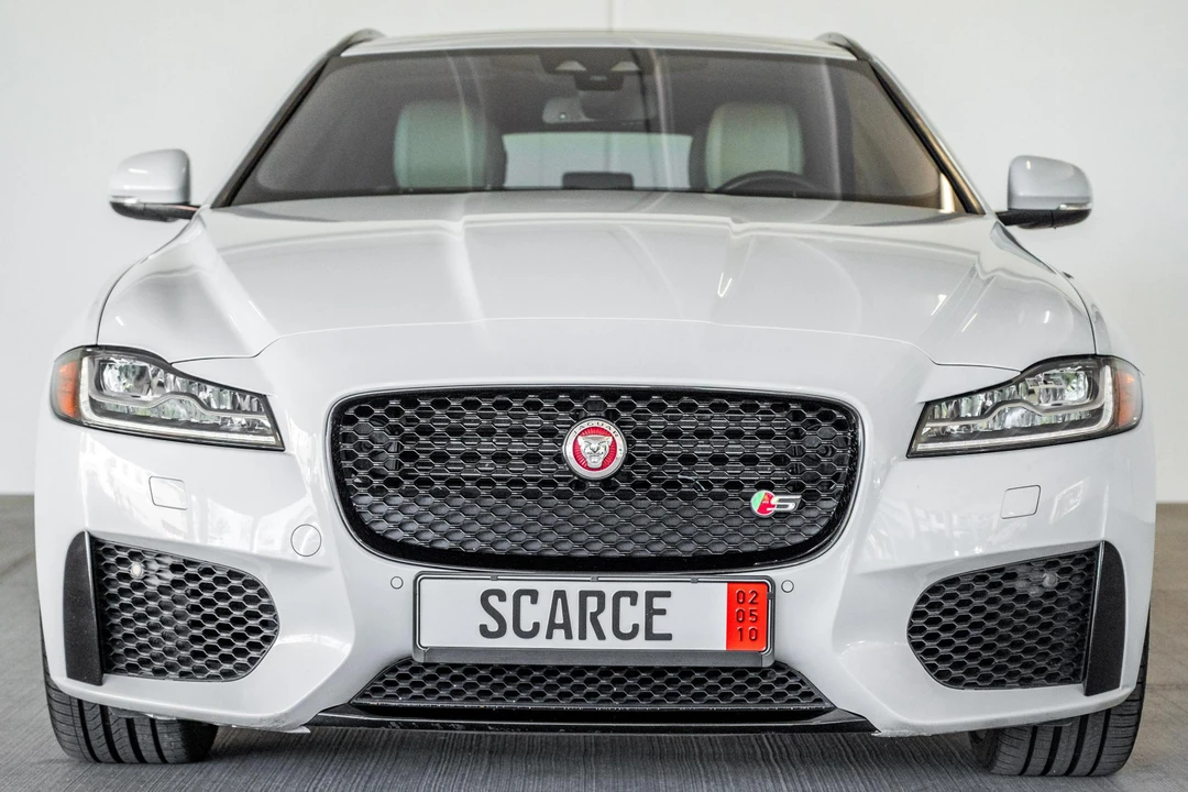 2018 Jaguar X260 XF - Image 2 of 28