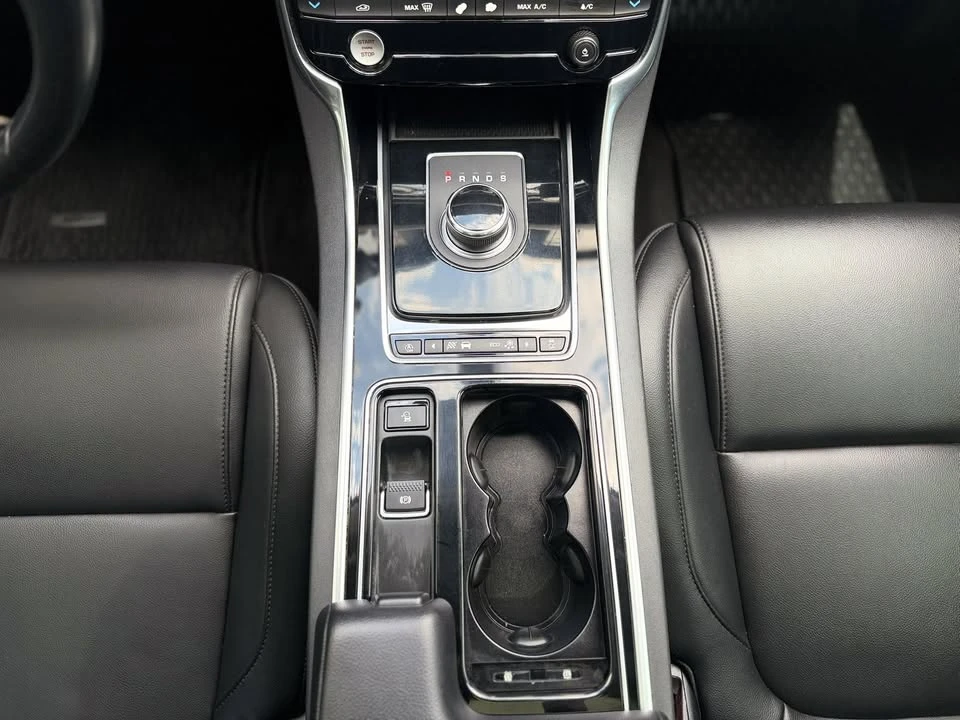 2018 Jaguar X260 XF - Image 18 of 20