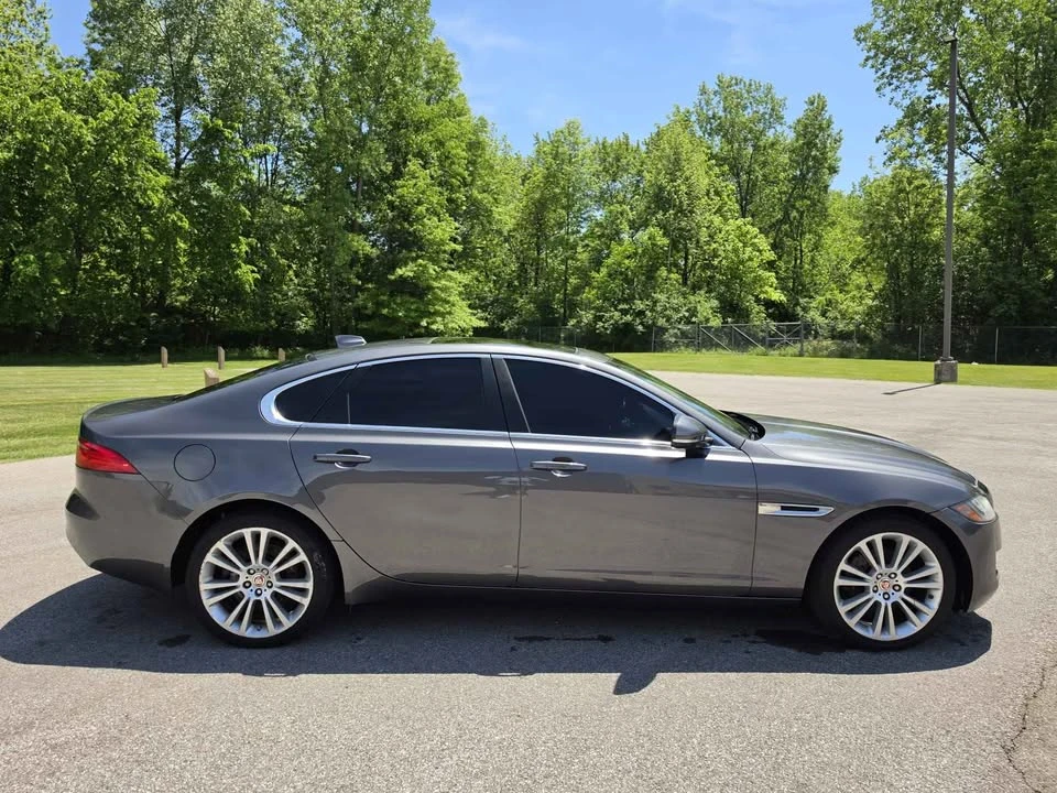 2018 Jaguar X260 XF - Image 2 of 8