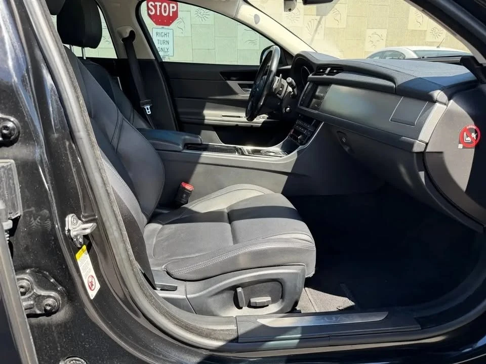2018 Jaguar X260 XF - Image 17 of 20