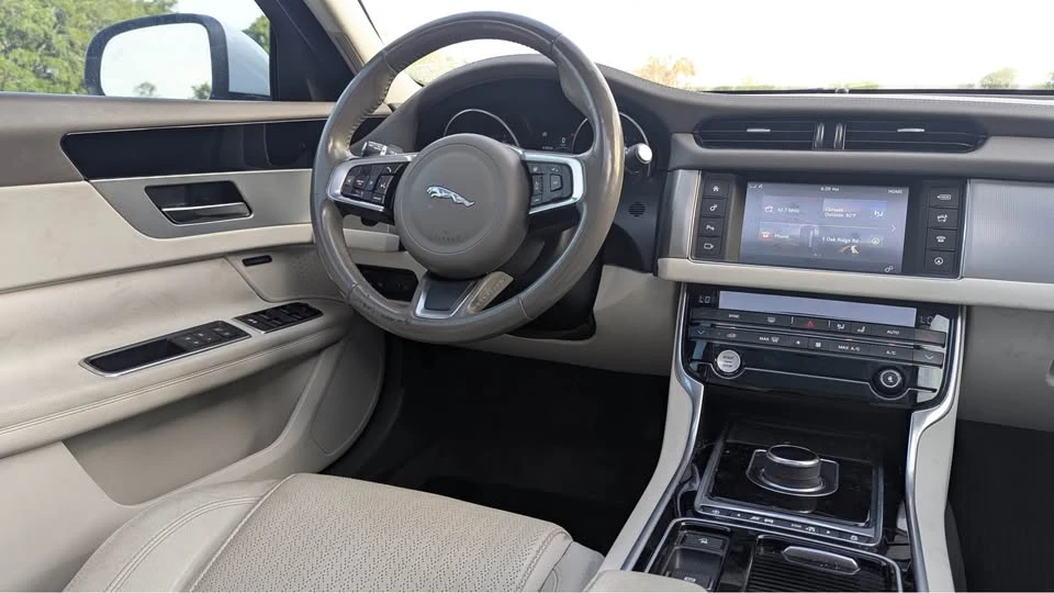 2018 Jaguar X260 XF - Image 9 of 15