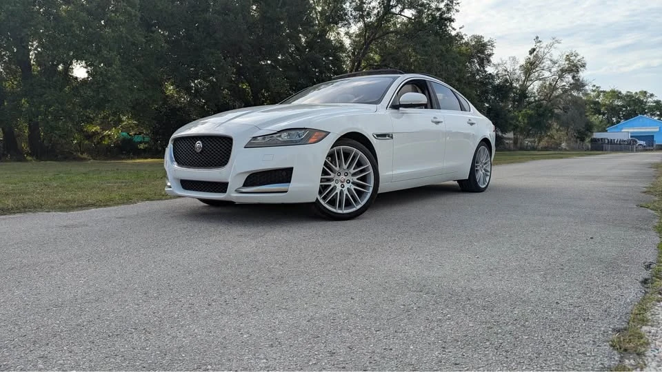 2018 Jaguar X260 XF - Image 2 of 15