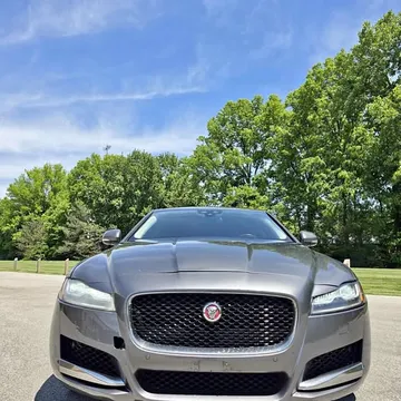 2018 Jaguar XF 25t Prestige