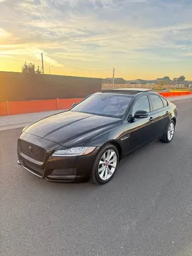 2018 Jaguar XF XF 25t Prestige Sedan 4D