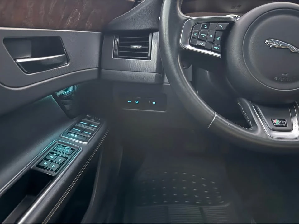 2018 Jaguar X260 XF - Image 17 of 20