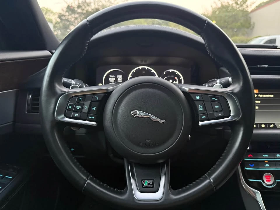 2018 Jaguar X260 XF - Image 16 of 20